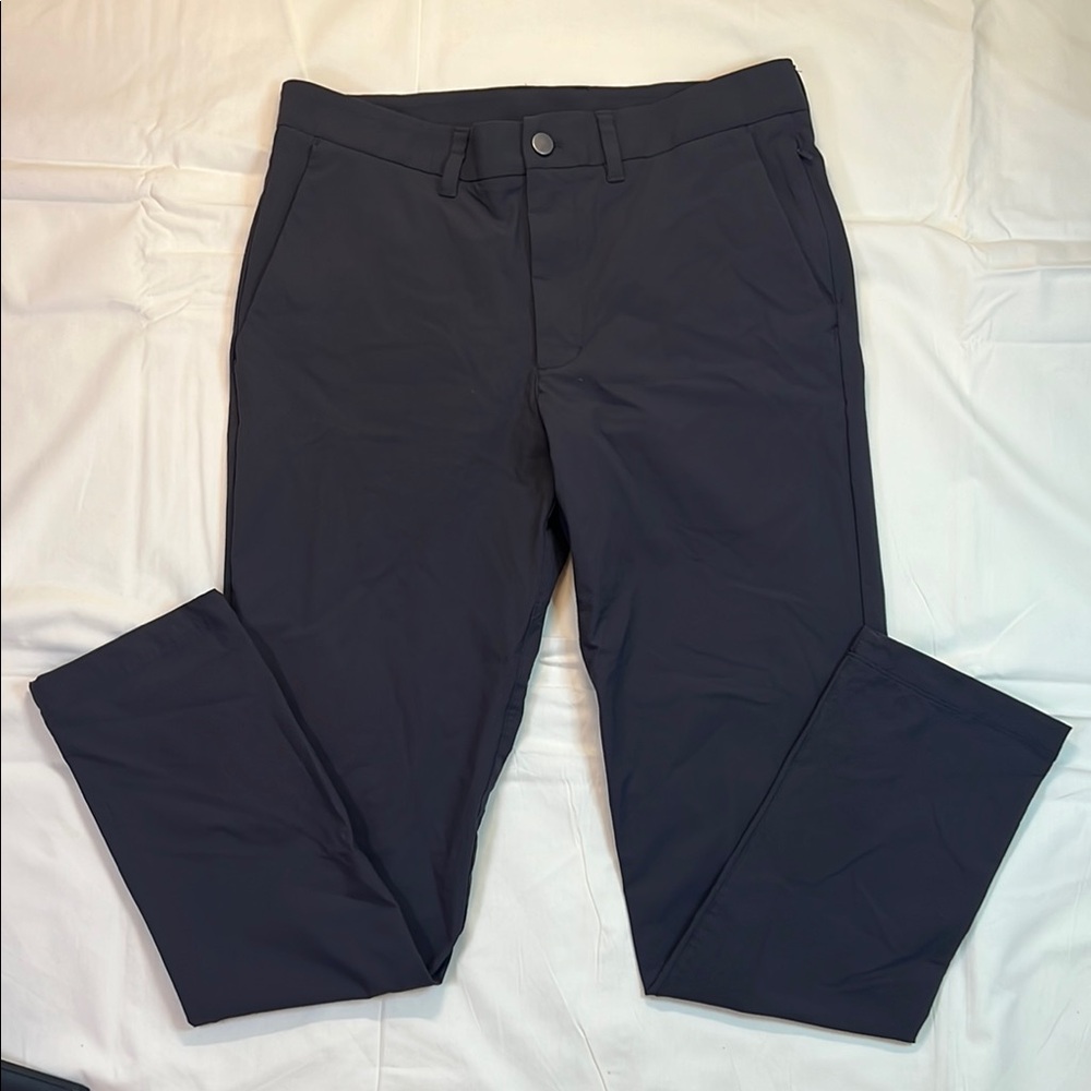 CRZ Yoga Mens Athletic Navy Pants 32x31?